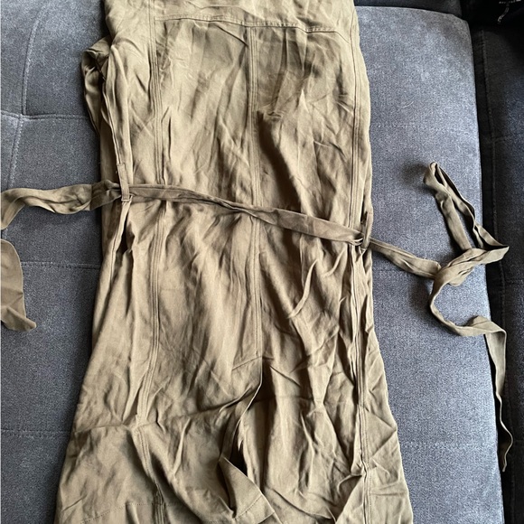 Olive Jacket - Picture 3 of 4